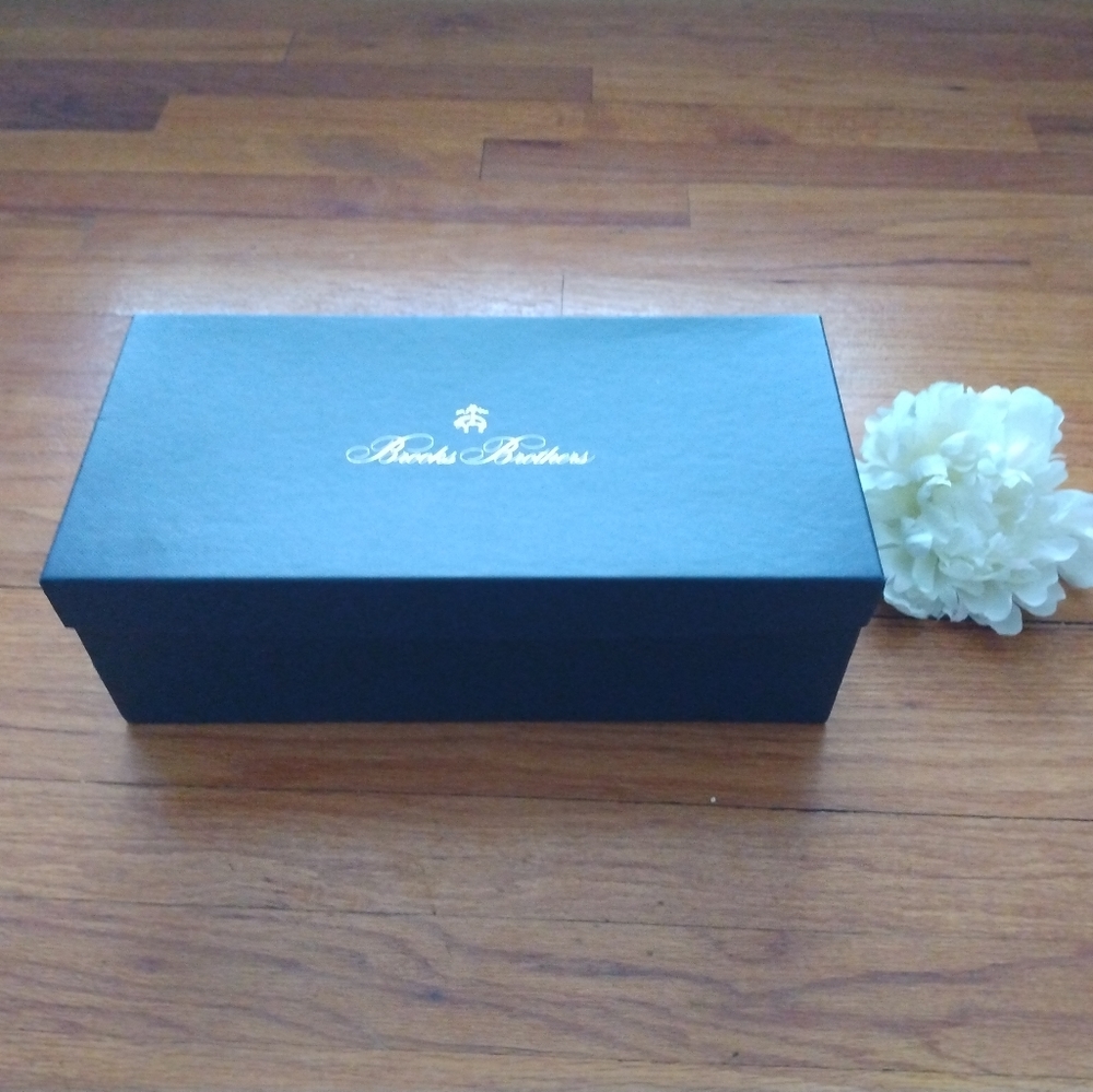 NIB Brooks Brothers Fila Special Limited Edition Women's Sneakers/ Shoes 8.5 - Picture 14 of 16